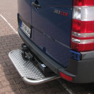 Hecktrittstufe-Edelstahl für Mercedes Sprinter mit AHK