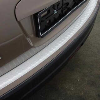 Aluminum with a matte silver anodized finish and beading